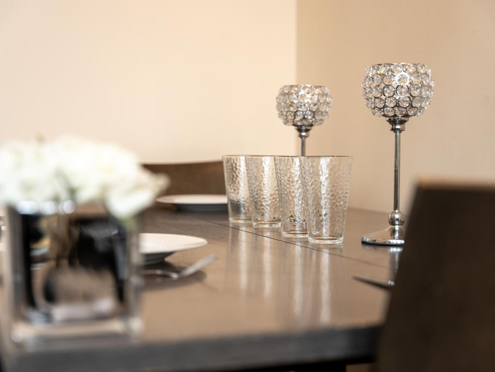 Luxury 2 Bed Apartment - Near Heathrow, Legoland, Windsor 斯劳 外观 照片