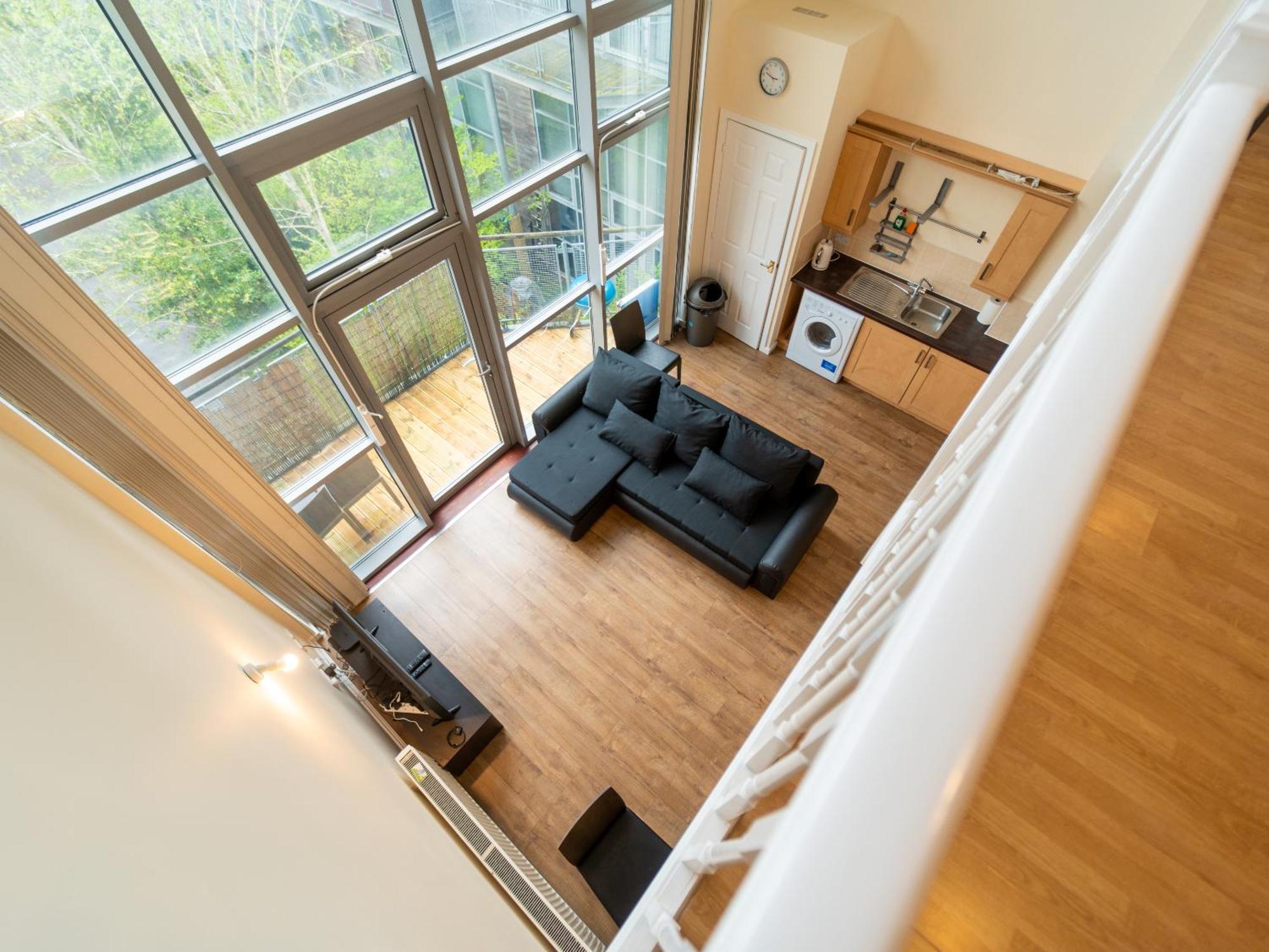 Luxury 2 Bed Apartment - Near Heathrow, Legoland, Windsor 斯劳 外观 照片